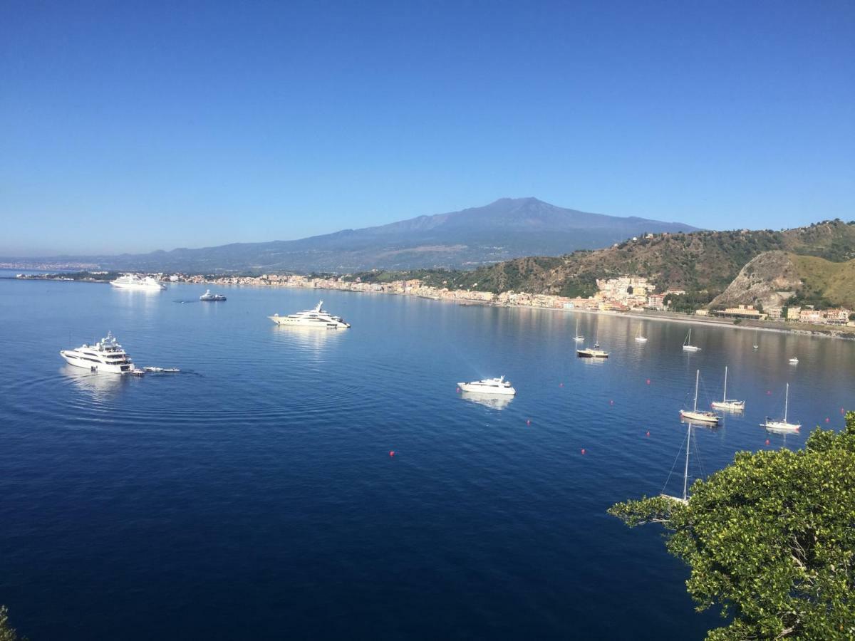 דירות Panoramic Taormina Bay View מראה חיצוני תמונה
